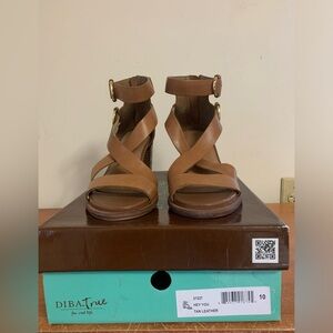 Diba True Hey You Tan Leather Sandals Size 10